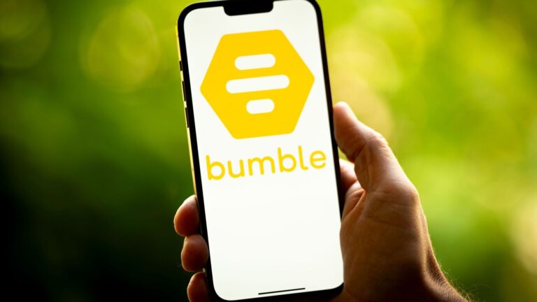 skynews-bumble-dating-app_6554710.jpg