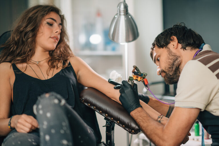 stock-image-tattooist.jpg